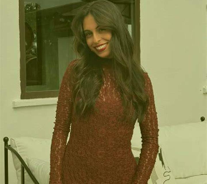 Antonia Curacavi escort