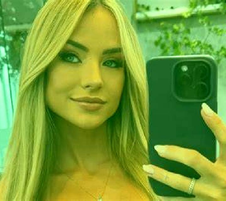 Gabriela Pelarco escort