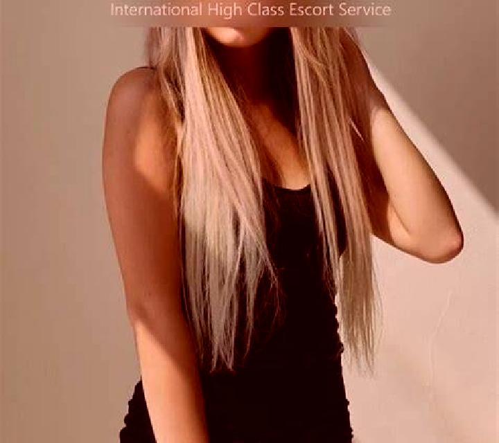 Luna Chepica escort