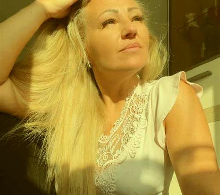 Paulina Combarbala escort