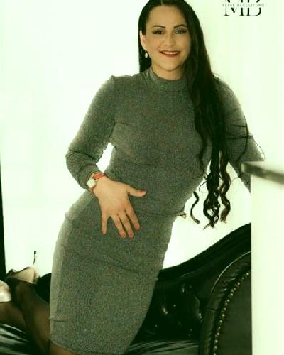 Regina 2 Maullin escort